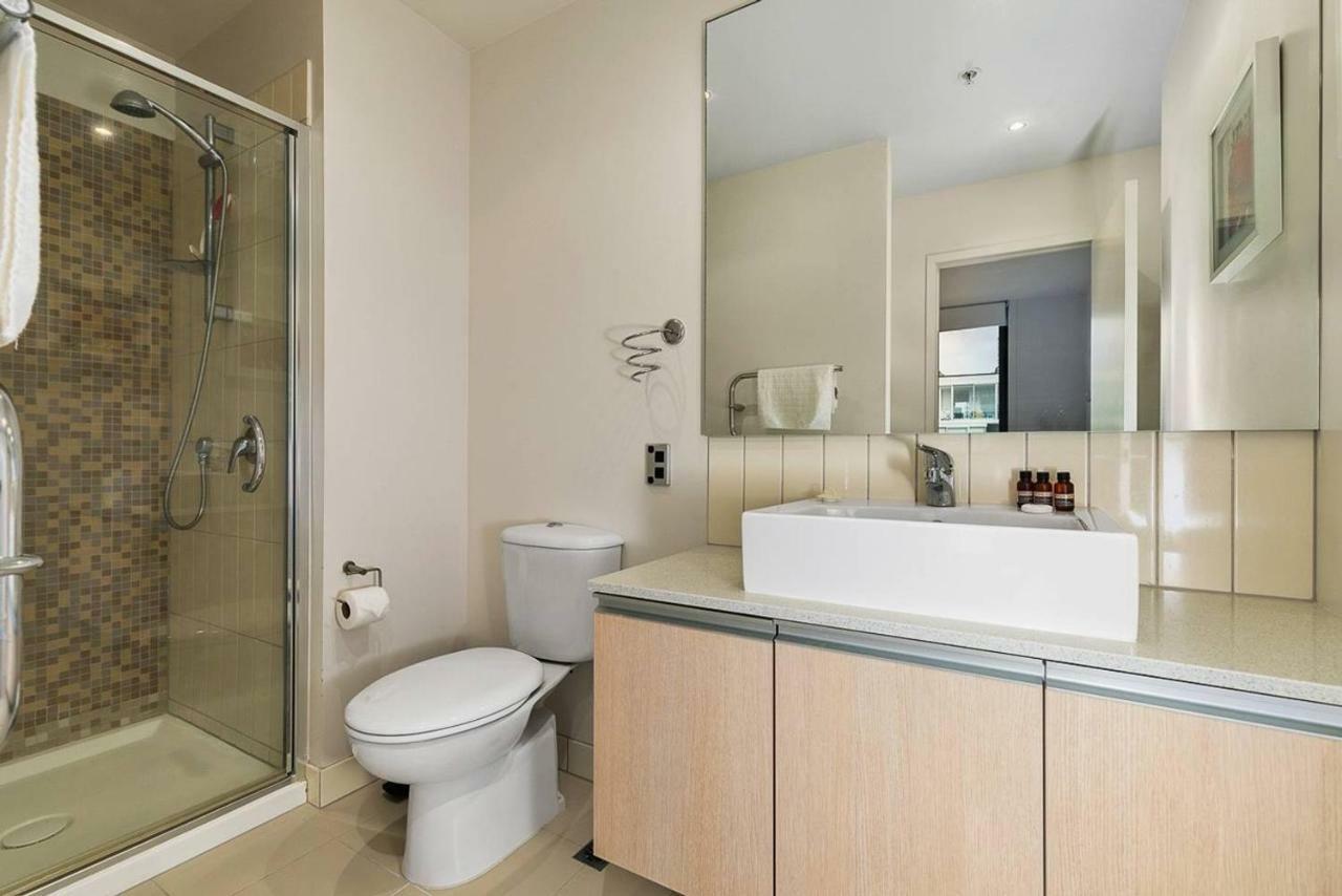 Two Bedroom Apartment - Pool, Gym & Free Parking! Оукланд Екстериор снимка